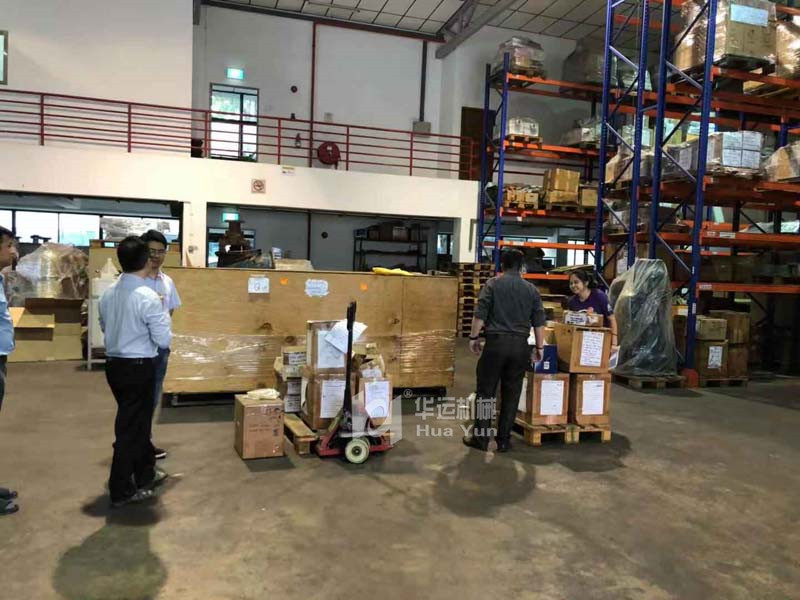 公司領(lǐng)導(dǎo)及技術(shù)人員前往新加坡考察調(diào)研