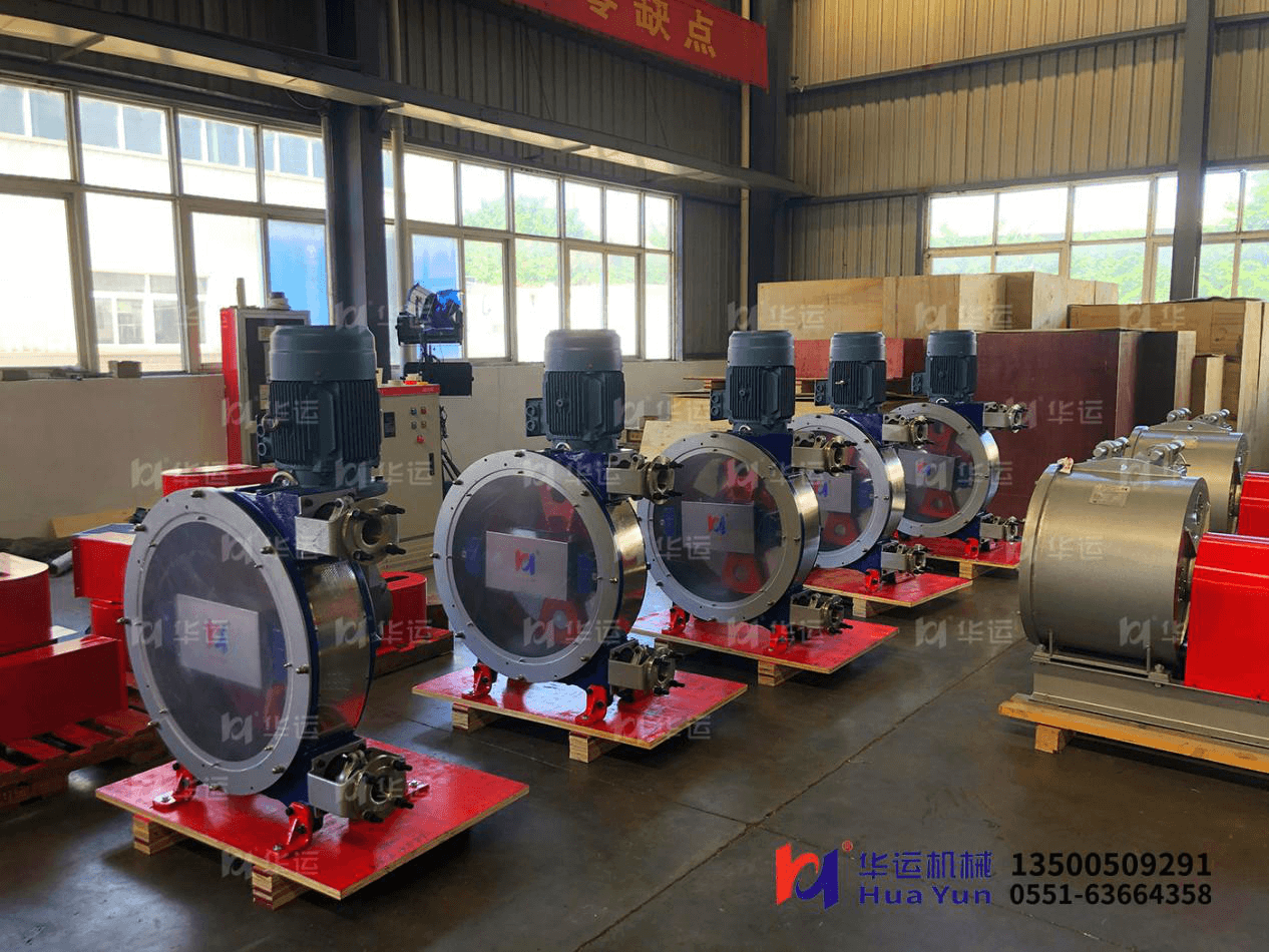 華運(yùn)又一批出口韓國(guó)新型專(zhuān)利軟管泵整裝待發(fā)