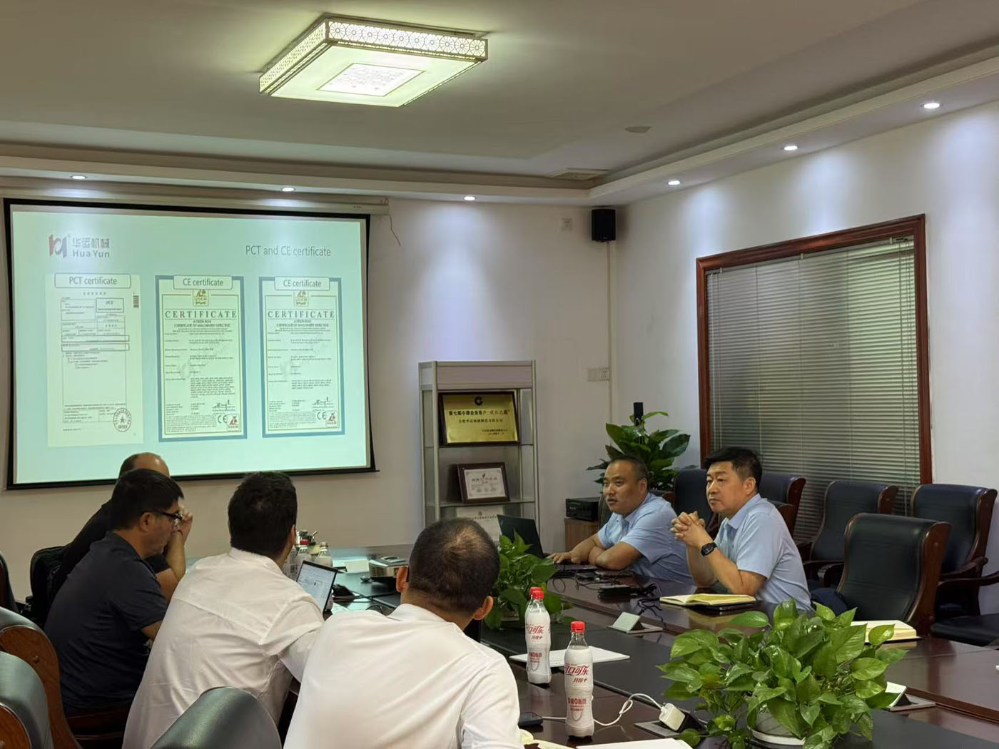 軟管泵,乳化泵,華運(yùn)機(jī)械